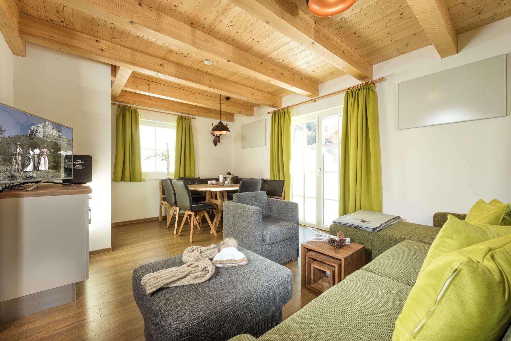 Alpenparks Hagan Lodge อัลท์เอาส์เซ ภายนอก รูปภาพ